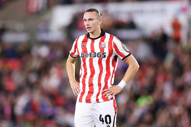 Все результаты Кубка английской лиги. Сыграли три украинца, один в резерве