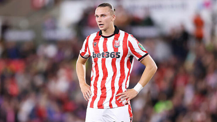 Все результаты Кубка английской лиги. Сыграли три украинца, один в резерве