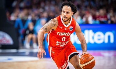 Євробаскет-2025. Латвії не допомогли домашні трибуни у грі з Туреччиною