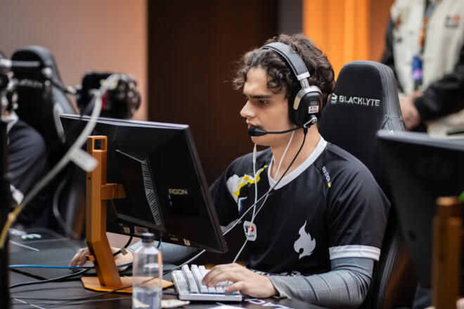 NAVI – fnatic. BLAST Open London. Груповий етап. Дивитись онлайн. LIVE