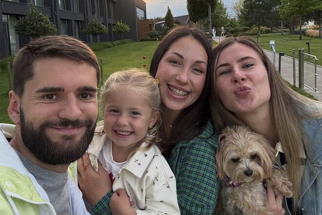 Дружина Довбика повернулася в Україну й була шокована однією обставиною