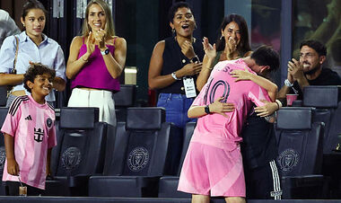 ВИДЕО. Семья – главное. Месси отпраздновал забитый мяч со своими сыновьями