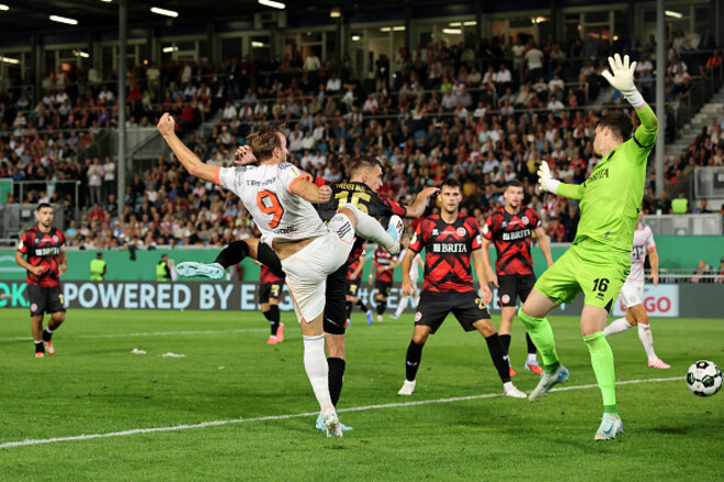 Кейн на 90+4-й спас Баварию от позора в матче Кубка против команды 3-й лиги