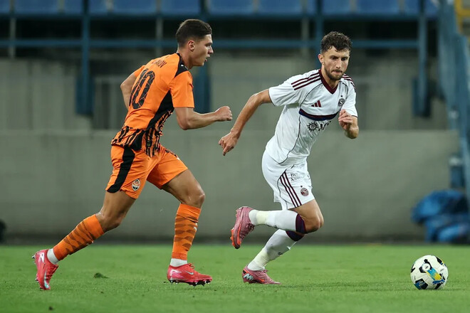 Бенфика ускоряет переговоры с Шахтером по Судакову. Названы суммы