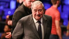 Боб АРУМ: «За 60 лет я еще не видел такого боксера, как он»