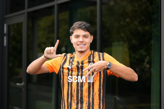 ФОТО. Шахтер представил Луку Мейреллиша