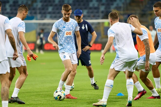 ФОТО. Киевское Динамо провело разминку перед игрой с Маккаби Т-А