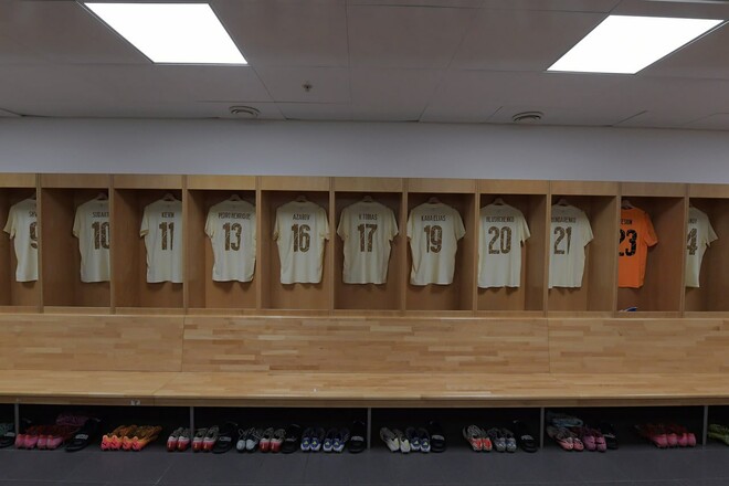 ФОТО. Шахтар показав роздягальню і форму на гру-відповідь Q4 ЛК з Серветтом