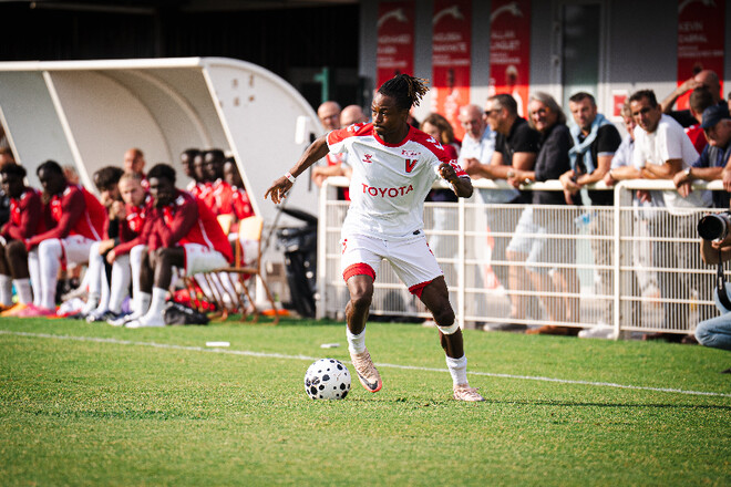 ОФИЦИАЛЬНО. Французский Валансьен сообщил о трансфере форварда в Колос