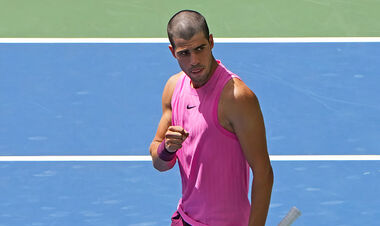 ВИДЕО. Алькарас повесил баранку еще одному итальянцу и вышел в 4-й круг USO