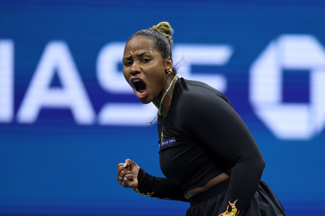 Пятая сеяная Андреева вылетела с US Open, проиграв 139-й ракетке мира