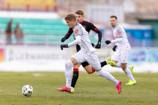 Где смотреть онлайн матч чемпионата Украины Кривбасс – Оболонь