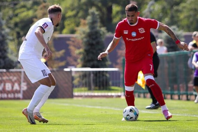 Твердохліб знову забиває. Кривбас переграв Оболонь