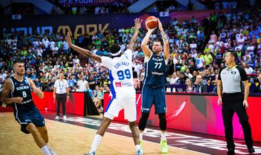 Евробаскет-2025. Дончич бессилен. Франция шокировала Словению