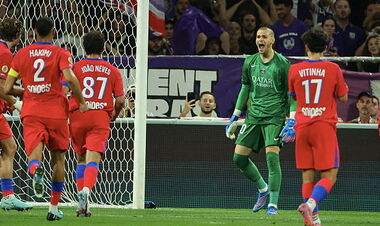 ВІДЕО. Новачок ПСЖ двічі врятував клуб від забитого голу у матчі Ліги 1