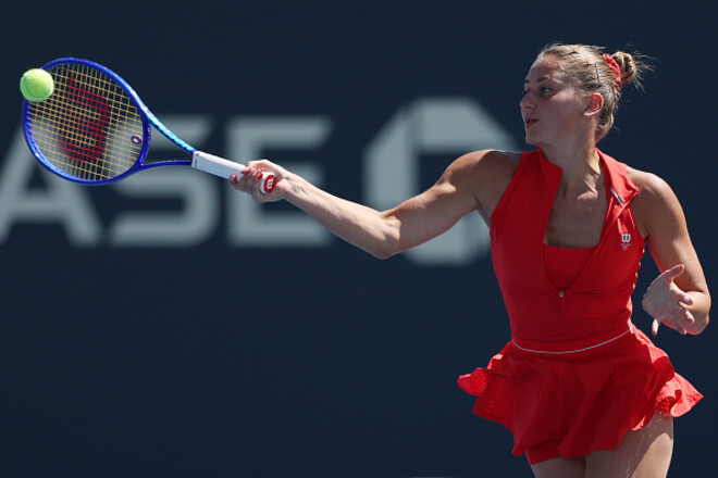 Костюк с камбеком одолела француженку и пробилась в 1/8 финала US Open 2025