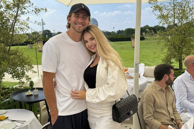 ФОТО. Дружина Забарного показала життя в Парижі. Живуть розкішно