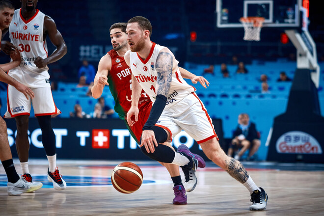 Евробаскет-2025. Турция разбила Португалию с разницей в 41 очко