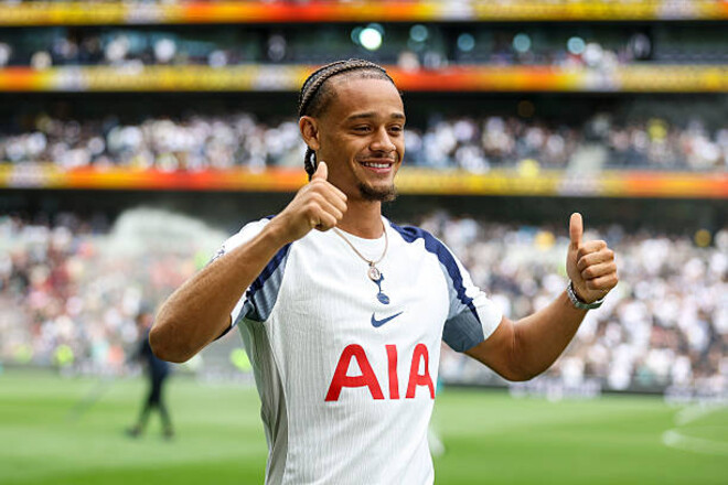 Симонс стал четвертым самым дорогим приобретением в истории Тоттенхэма