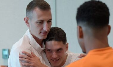 ВИДЕО. Как в Шахтере попрощались с Судаковым перед его трансфером в Бенфику