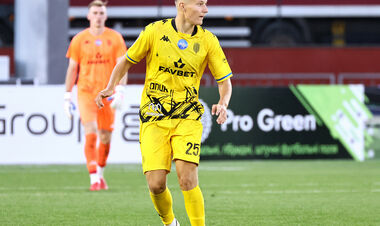 В основі в 16. Юний гравець Руха вписав своє ім'я в історію УПЛ