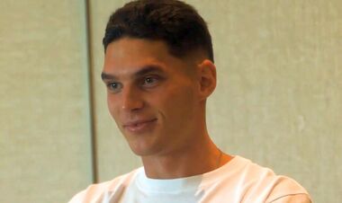 ВИДЕО. Слезы на глазах. Что сказал Судаков, прощаясь с партнерами в Шахтере