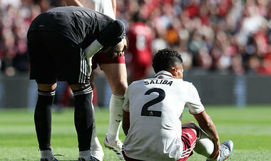 ФОТО. Салиба получил повреждение. Игроков Арсенала преследуют травмы