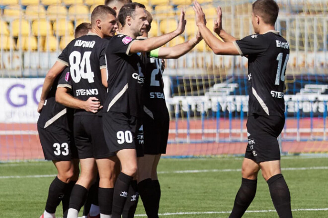 Перша ліга, 4 тур. Фенікс-Маріуполь та Чернігів назвали стартові склади