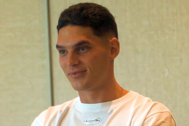 ВИДЕО. Слезы на глазах. Что сказал Судаков, прощаясь с партнерами в Шахтере