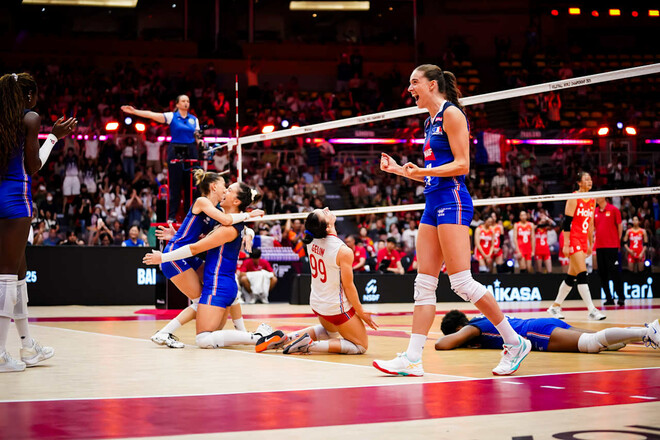 Сенсація на жіночому ЧС-2025 з волейболу. Фаворит вилетів у 1/8 фіналу