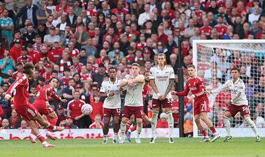 ВІДЕО. Собослаї відкрив рахунок для Ліверпуля на 83-й хвилині