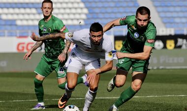 Реабилитация Шовковского, дно Ротаня, шоу Карпат, победа Шахтера