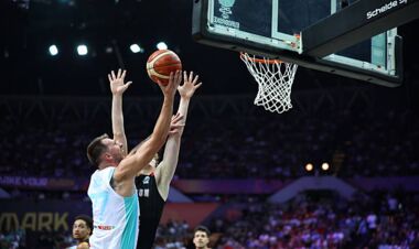 Лука Дончич лидирует по нескольким показателям на Евробаскете