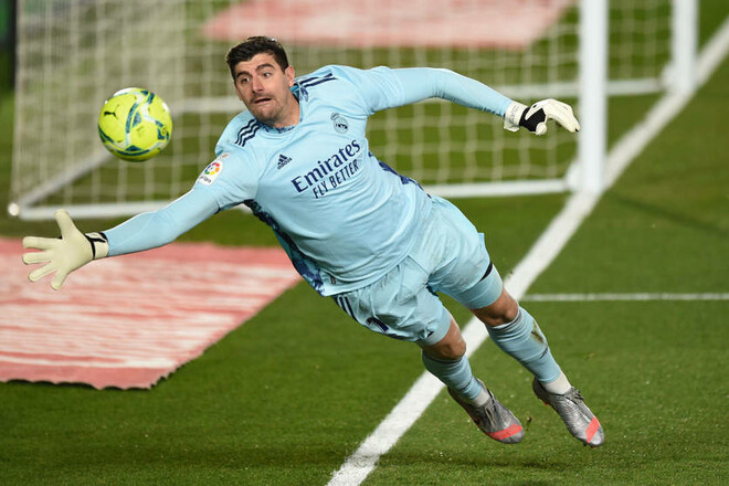 Real does not allow this. The goalkeeper decided to go to another sport