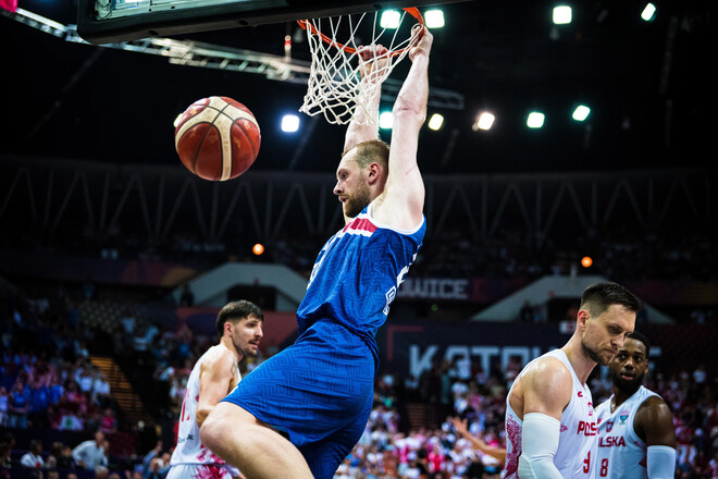 Євробаскет-2025. Польща перемогла ісландців і стала першою в групі