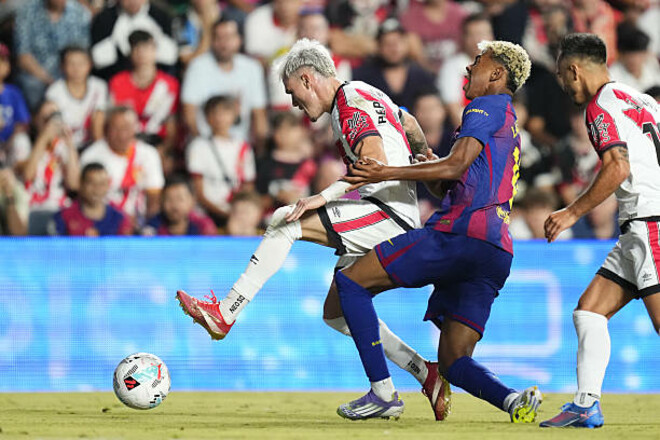 Гол Ямаля и ничья. Барселона не сумела обыграть Райо Вальекано