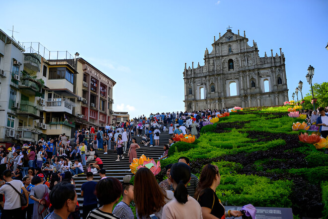 Понад сім мільйонів туристів відвідали Макао цього літа
