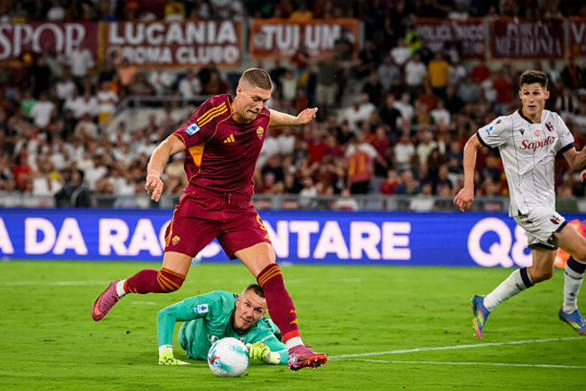 Все решили детали. Известно, почему сорвался трансфер Довбика в топ-клуб