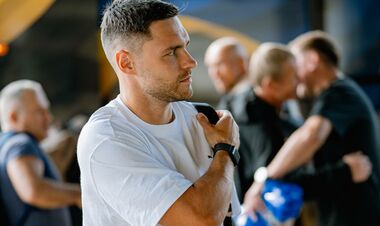 ФОТО. Збірна України прибула до Польщі. Де базуватиметься?