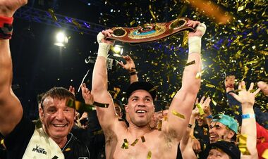 Usik will lose the title. Defined boxers who will beat Alexander's belt