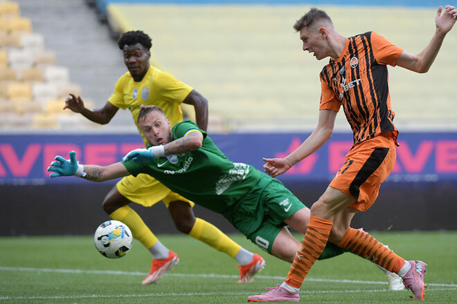 Цифри та факти. Найважливіші події 4-го туру УПЛ