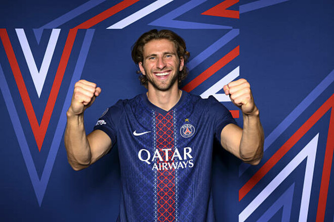 Парижанину 23! ПСЖ привітав Іллю Забарного з днем ​​народження