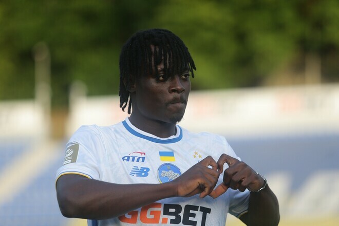 Стало известно, сколько Суркис заплатил за трансфер Шолы в Динамо