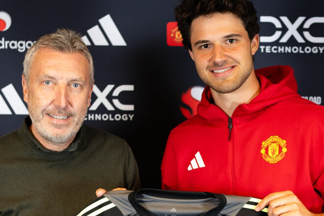 ОФИЦИАЛЬНО. Замена Онана? Манчестер Юнайтед подписал нового голкипера