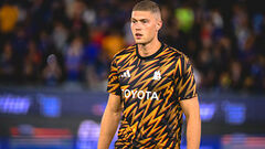 The exchange is complete. Dovbik will become a player of European top club