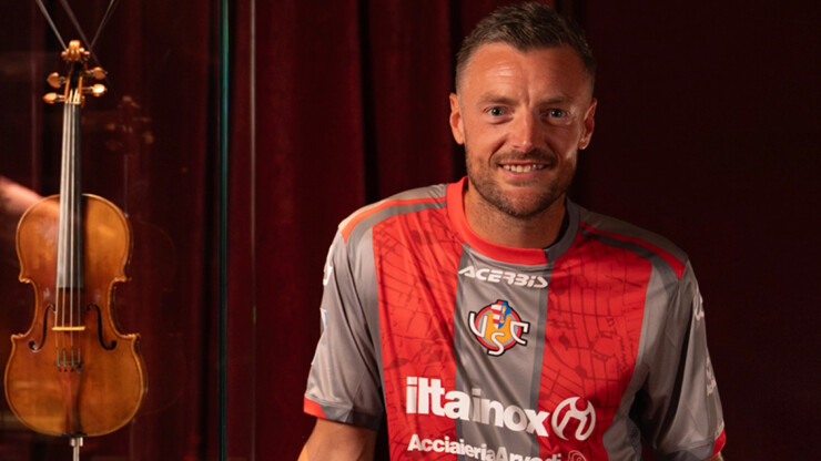 ОФИЦИАЛЬНО. Легендарный Варди нашел себе клуб. Будет играть в топ-лиге