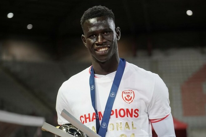 Захисник французького клубу пройшов медогляд. Далі – контракт з Динамо