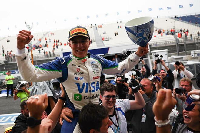 Ред Булл прокоментував чутки про нового напарника Ферстаппена