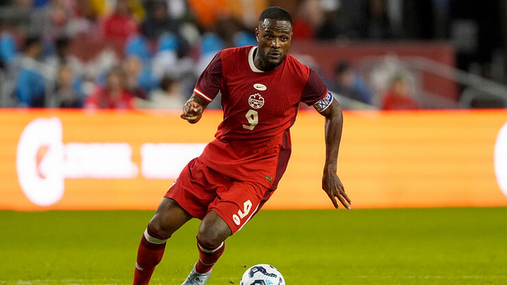 Фейеноорд арендовал канадца, который помог разгромить сборную Украины