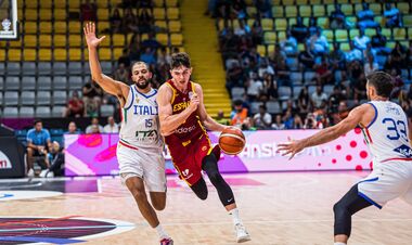 Євробаскет-2025. Італія вирвала перемогу над Іспанією і вийшла у плейоф